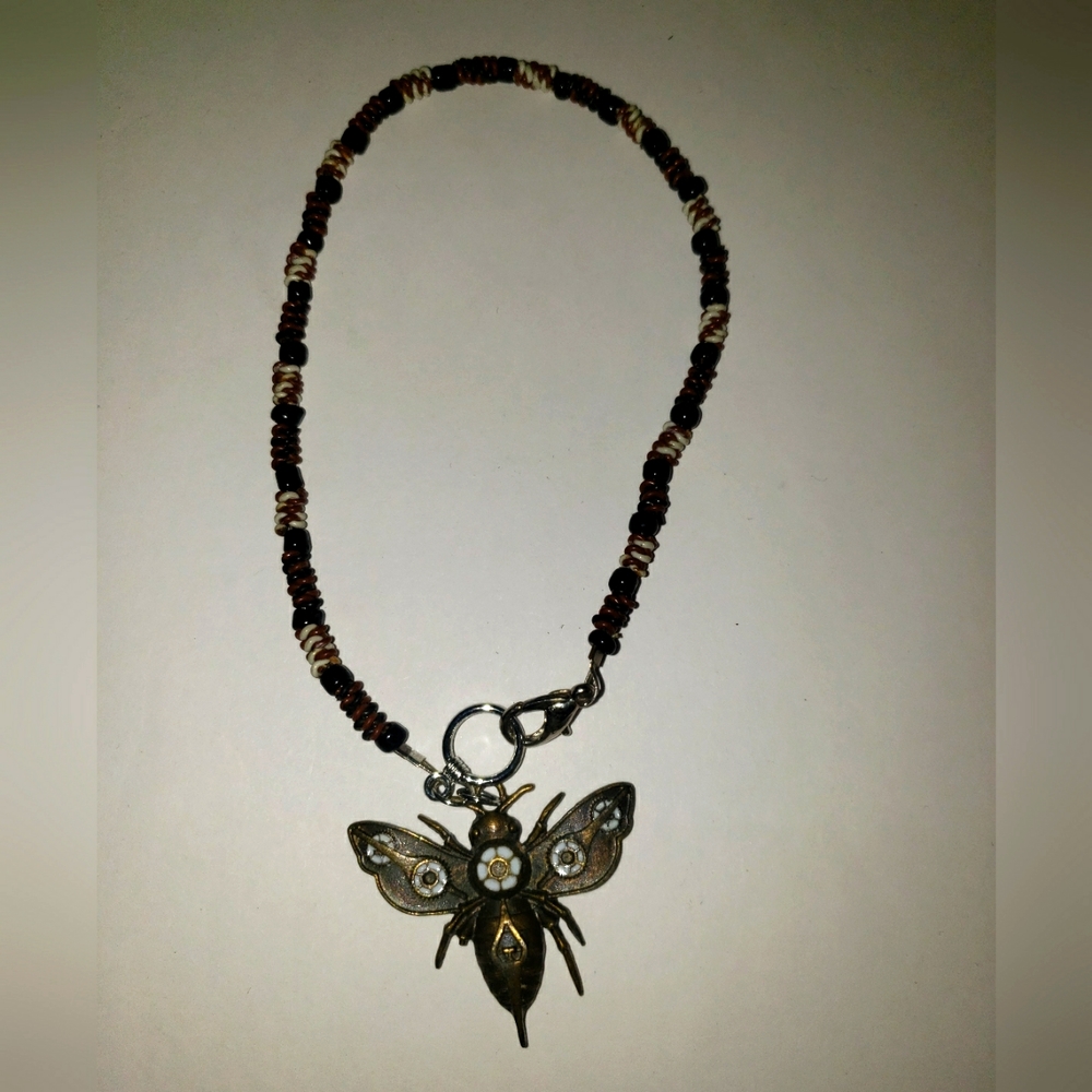 Fly anklet